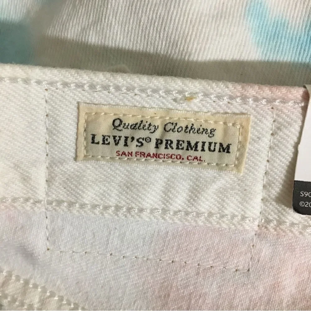 Levi’s NWT High-rise Deconstructed Skirt Size 29